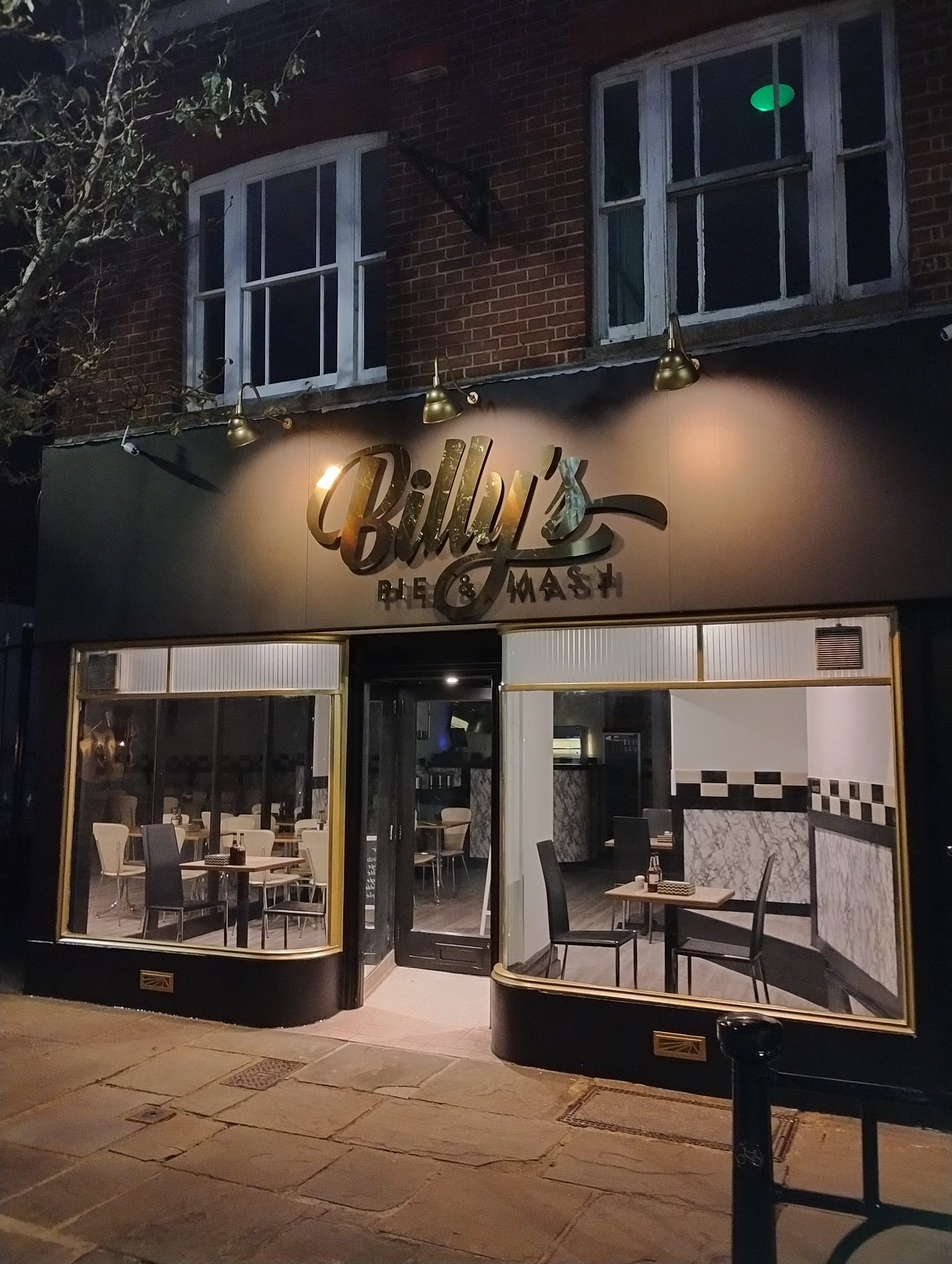 Billy's Pie and Mash Love Ashford